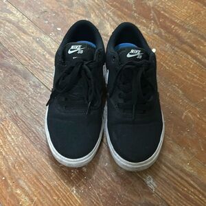 Women’s Nike SB 6.5